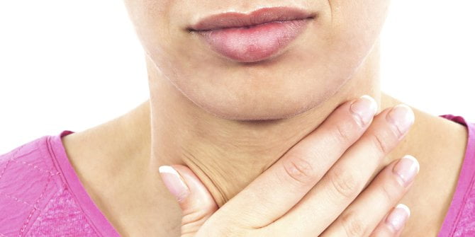 8 Penyebab  Radang Tenggorokan dan Cara Mengatasinya